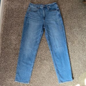 American Eagle Mom Jeans